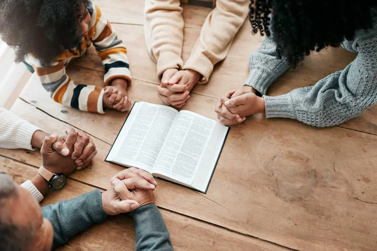 Prier avec les enfants